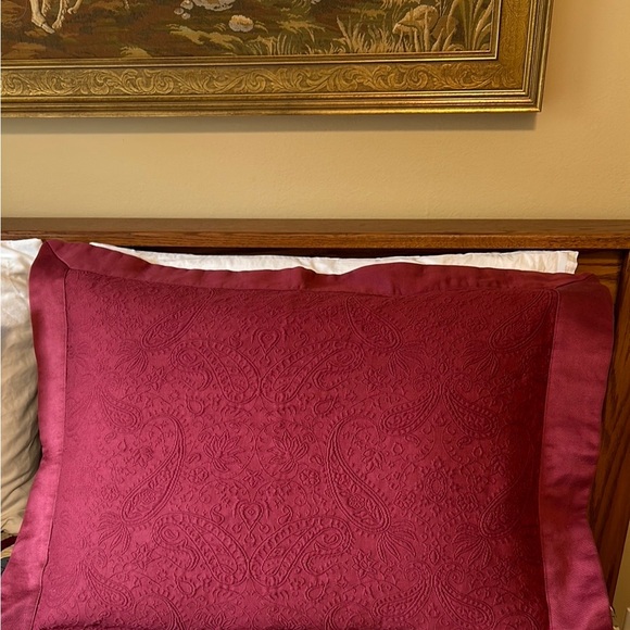 2 Cuddledown Quality Brand Pillow Shams 100% Cotton Luxurious Style Quality EUC - Picture 2 of 14